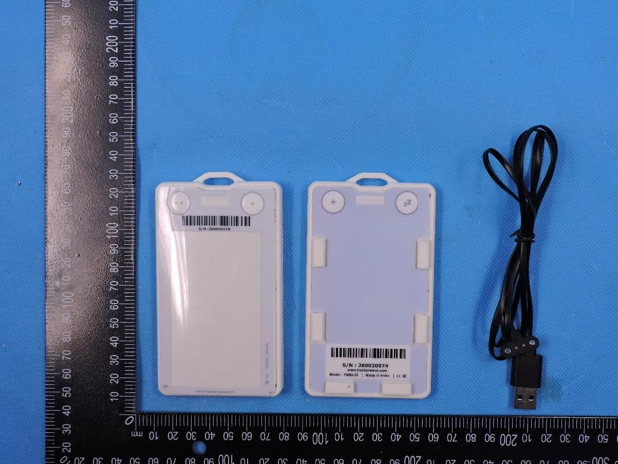 DIGITRACE ID CARD-U - FCC ID 2ATS5-TWBL22UWB - TRACKERWAVE PRIVATE LlMITED