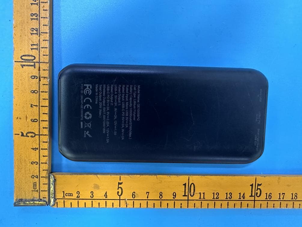 Power bank - FCC ID 2AU4P-QE10009PQ - TennRich International Corp.