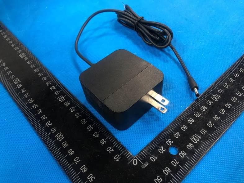 POWER BANK - FCC ID 2AU7DFL048624 - PYS High-Tech Co., LTD