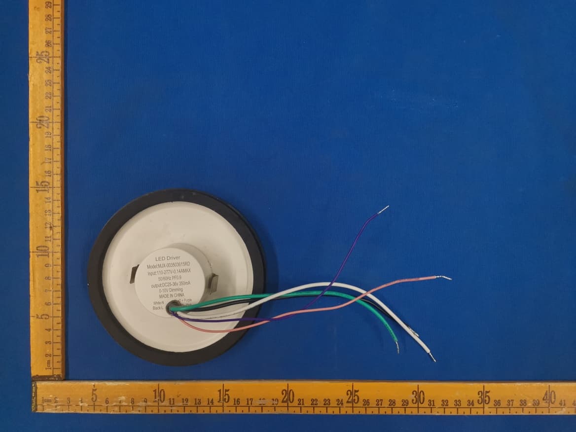 LED ceiling light - FCC ID 2AUHG-5FLPR-SP3 - ARTIKA FOR LIVING INC