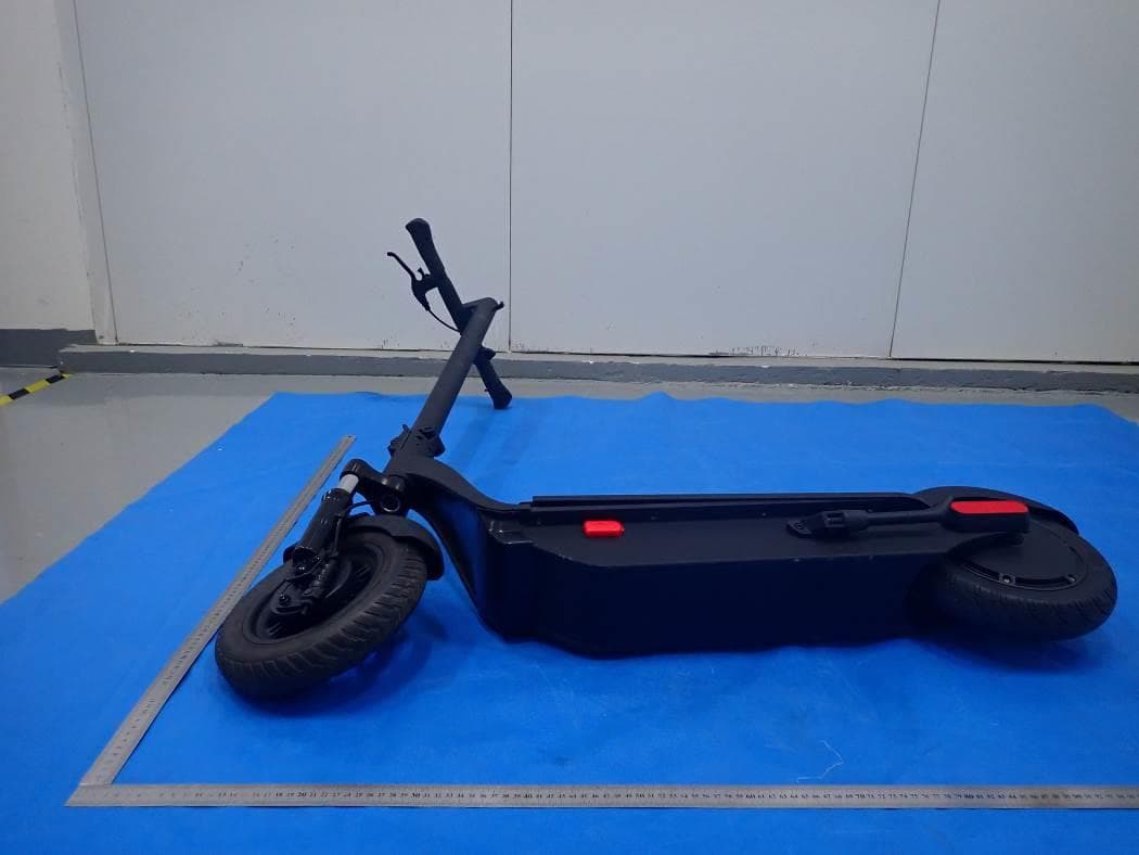 Electric scooter - FCC ID 2AUR5-ESS2 - HL CORP(SHEN ZHEN)