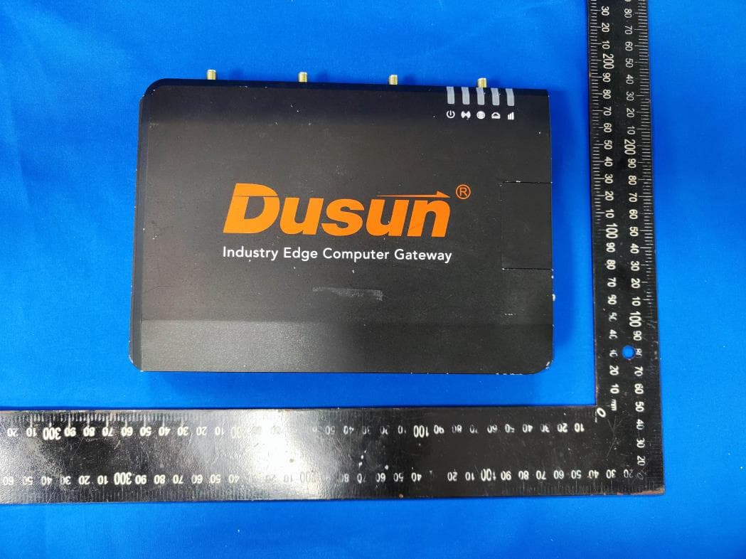Industry Edge Computer Gateway - FCC ID 2AUXBDSGW-081 - Hangzhou Roombanker Technology Co., Ltd.