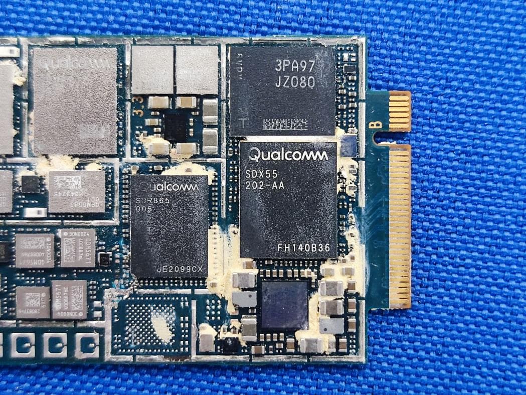 Industrial AI Edge Computing Gateway - FCC ID 2AUXBDSGW-380 - Hangzhou Roombanker Technology Co., Ltd.