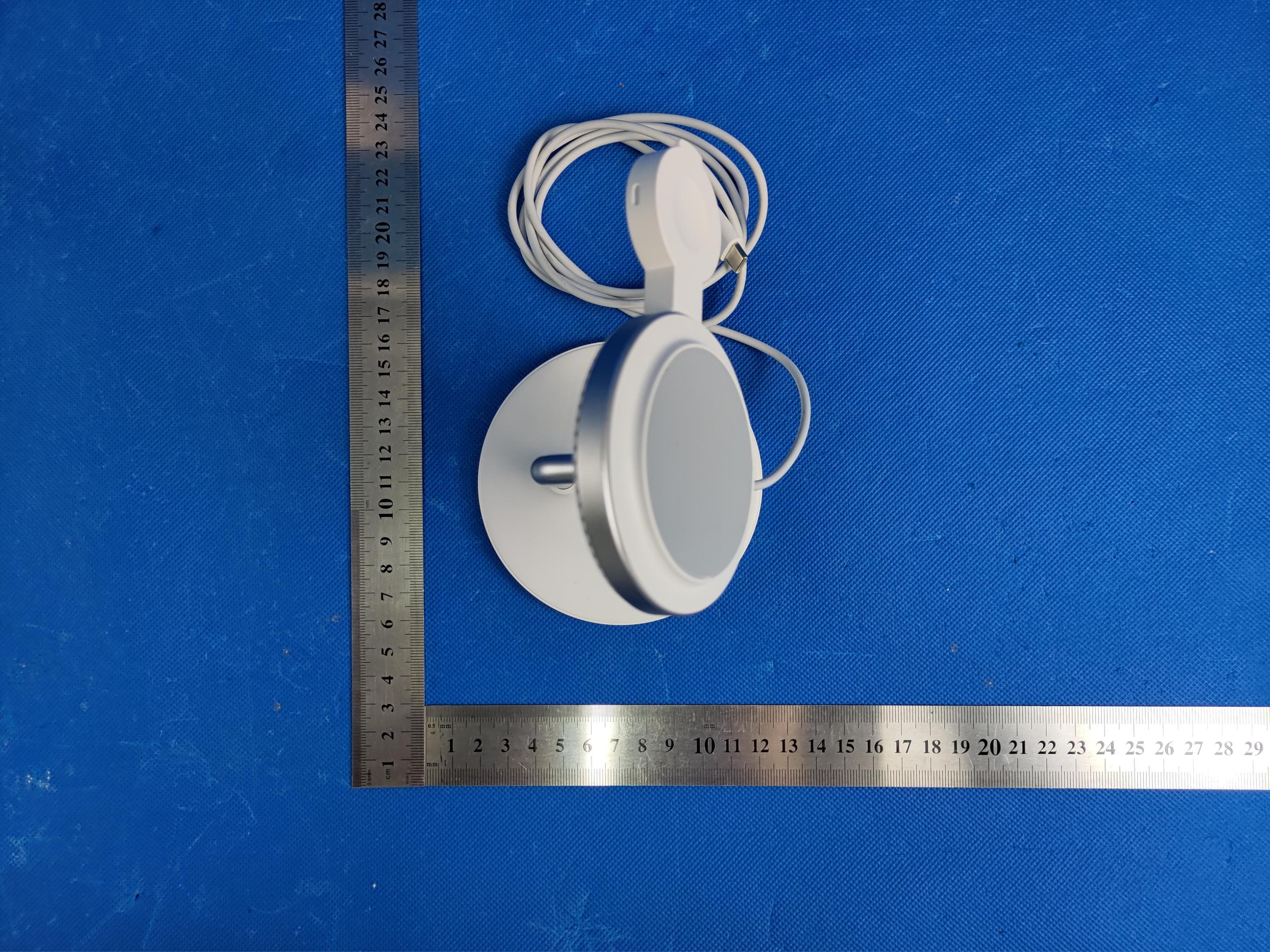 2-in-1 Magnetic Wireless Charge - FCC ID 2AVI4-DT-680 - Shenzhen Digtec Technology Co., Ltd