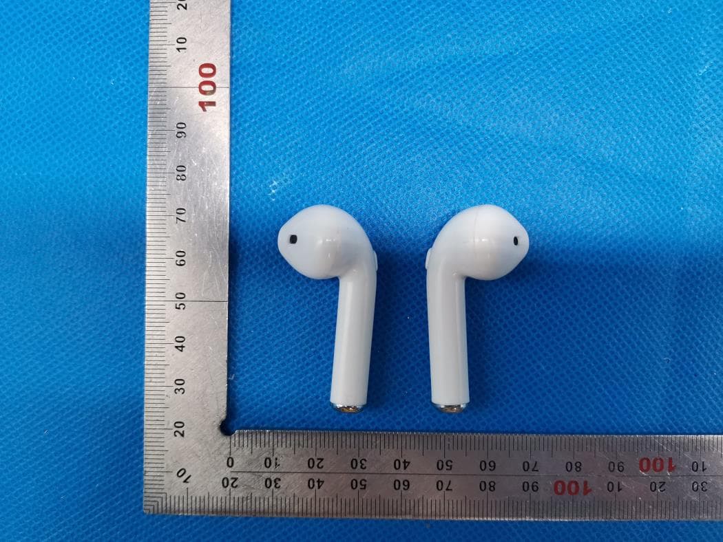 TWS Earbud with Bluetooth - FCC ID 2AVTOTWS06 - Star Technology Industrial CO.,Limited