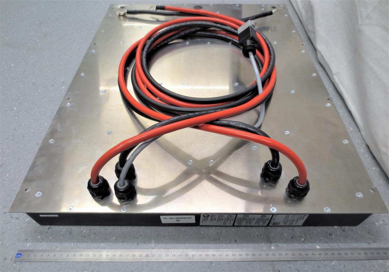 Wireless Charger Secondary Pad - FCC ID 2AVWKWSU30KW - DELTA ENERGY SYSTEMS (GERMANY) GMBH