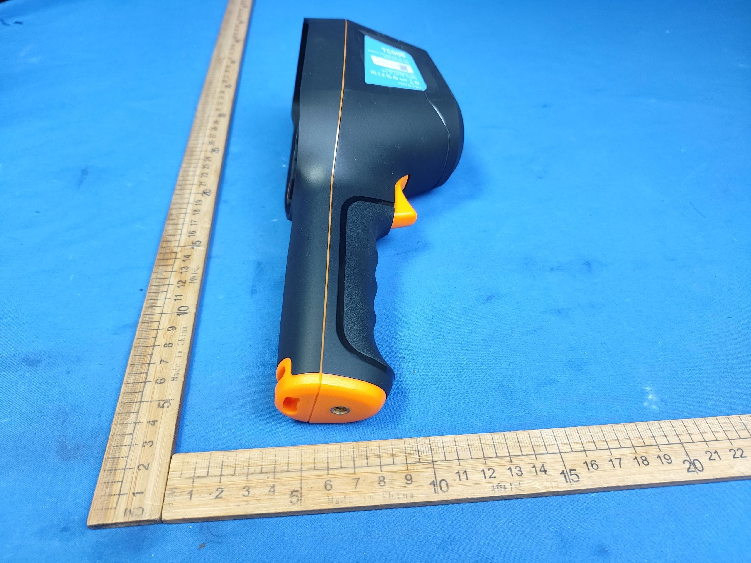 Handheld Thermal lmaging Camera - FCC ID 2AVYW-TC005N - TOPDON TECHNOLOGY Co., Ltd.