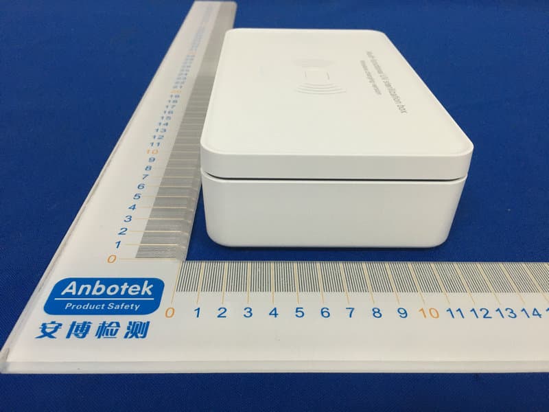 Multifunctional UV disinfection box (wireless charging version) - FCC ID 2AW2M-E65 - Shenzhen Eallto Technology Co., Ltd