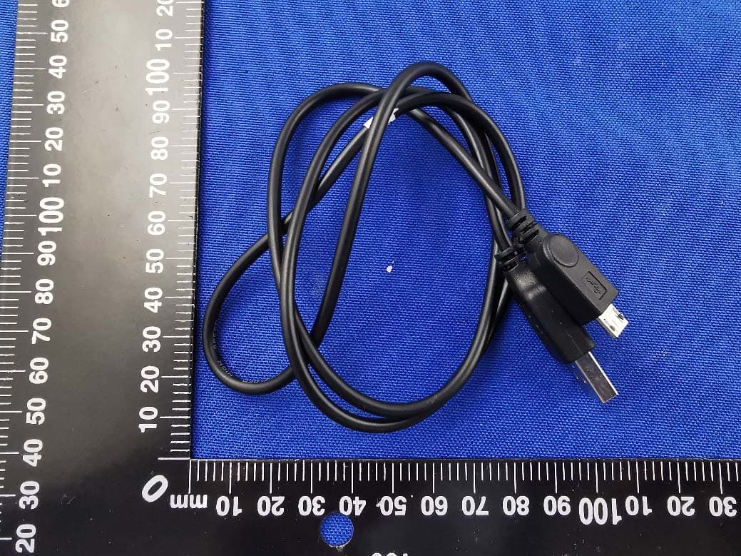 Mobile skin/hair/scalp analyzer - FCC ID 2AWA4CMA-1030 - CHOWIS Co., Ltd.