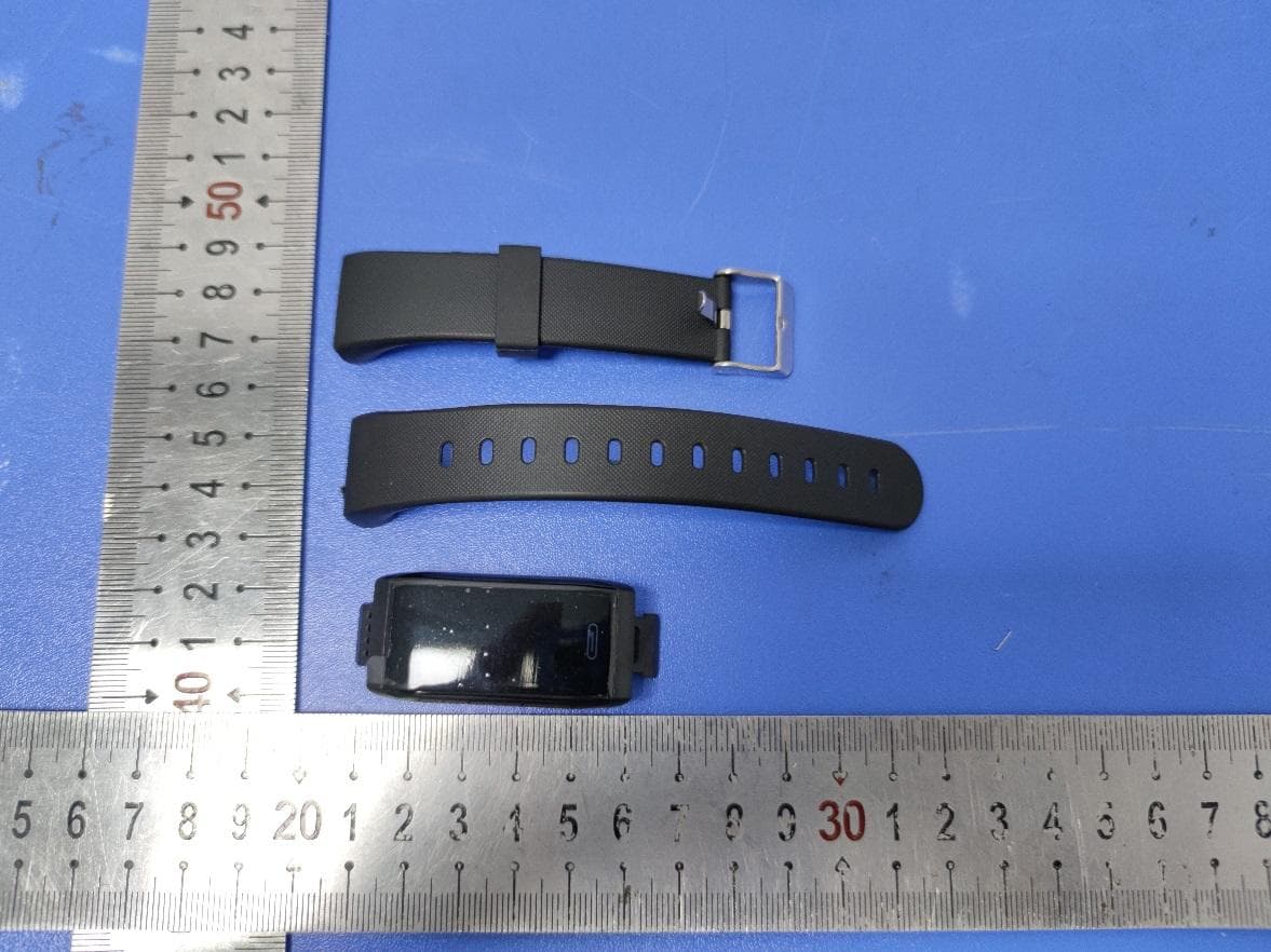 Social Distancing Smart Bracelet - FCC ID 2AWG8-ST-W102PRO - Skyring Smart Technologies(Shenzhen) Co., Ltd.
