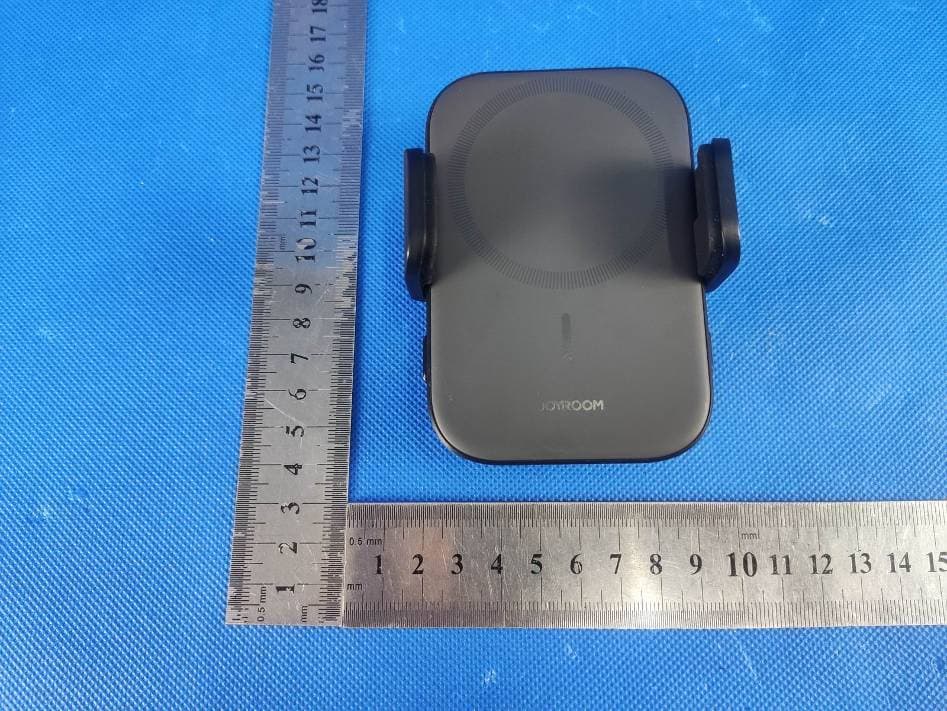 Magnetic Wireless Car Charge Holder - FCC ID 2AWL2-JR-ZS295 - SHENZHEN NITO POWER SOURCE TECHNOLOGY CO.,LTD.