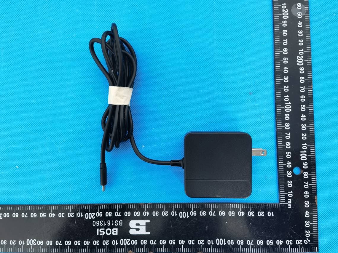Laptop - FCC ID 2AWLG-T3P1165GV1 - Evolve 3 Holdings Pty Ltd