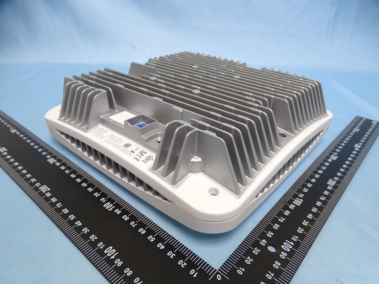 5G AP-Indoor (n48) - FCC ID 2AWNP-AP22-48 - Celona Inc.,