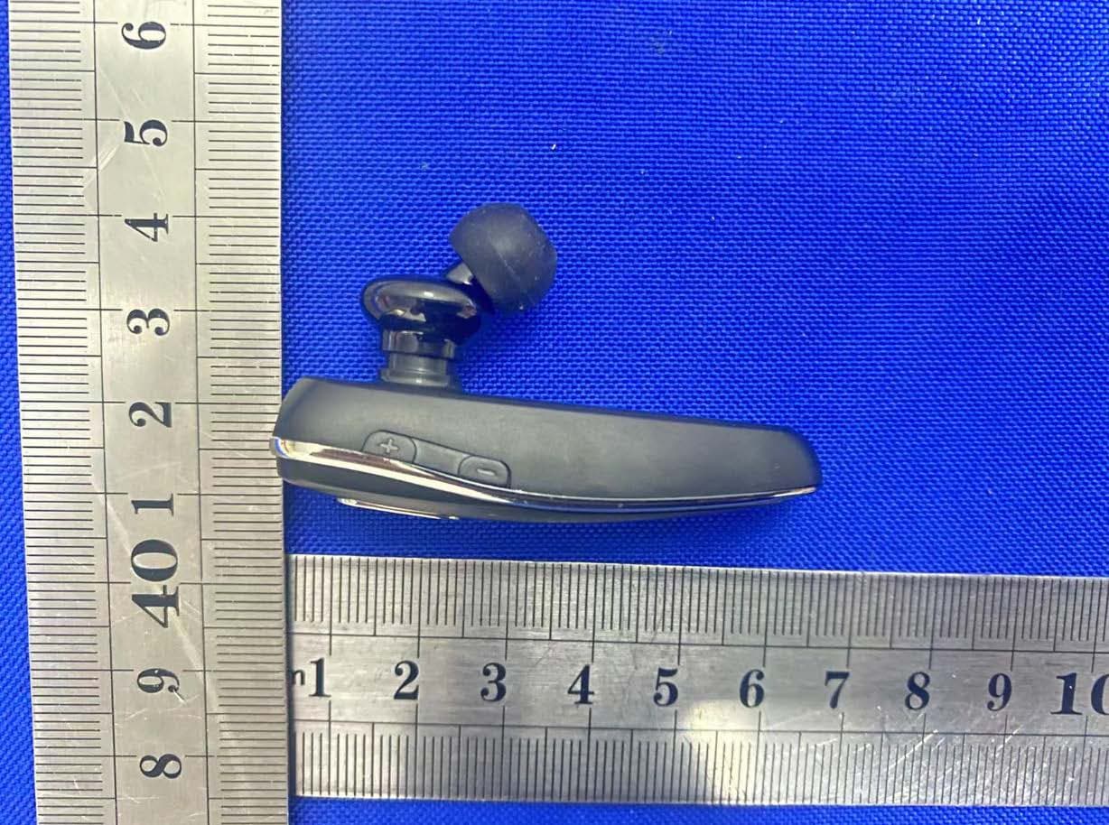 Bluetooth headset - FCC ID 2AWO9-Q5 - Shenzhen Quanmeng Technology Co.,Ltd