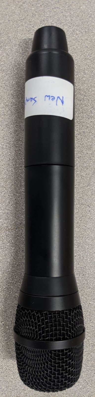 Handheld Wireless Microphone - FCC ID 2AWPDAVTHHT1 - Kingdom Inc.