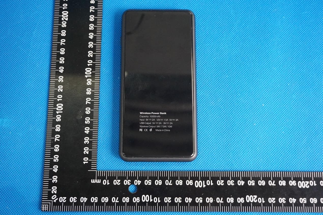 Wireless Power Bank - FCC ID 2AWUOYTP1-1 - SHENZHEN Y.TREES TECH CO.,LTD.
