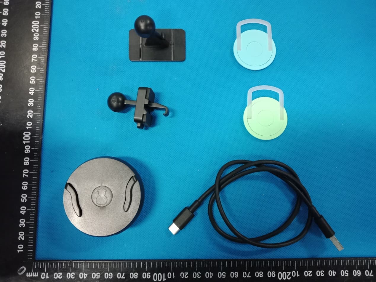 Wireless charger - FCC ID 2AWWB-TD01 - Shenzhen Dongyuda Technology Co. LTD