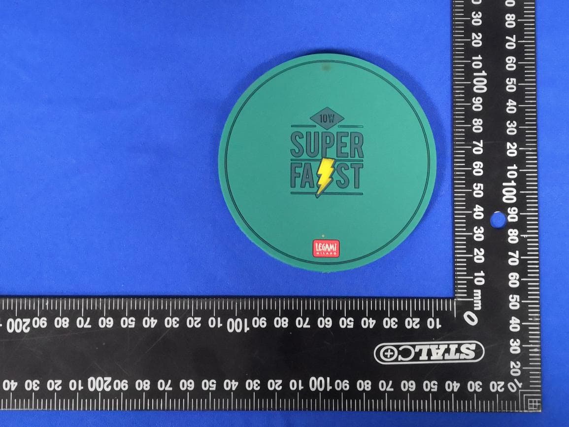 WIRELESS CHARGER - FCC ID 2AXP4-WCHAR000X - LEGAMI s.r.l.