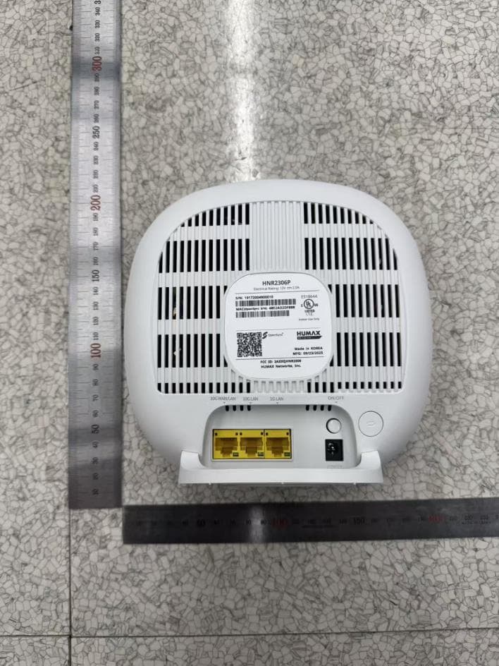 Tri-Band AP Router - FCC ID 2AXXQHNR2306 - Humax Networks, INC