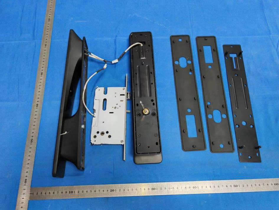 Smart Door Lock - FCC ID 2AY4Q-A01 - Guangzhou LightSource Electronics Limited