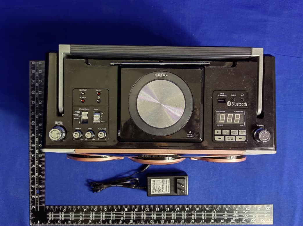 AVANTI PORTABLE STEREO BOOMBOX WITH BLUETOOTH IN-OUT/CD/FM STEREO ANALOG RADIO - FCC ID 2AYB76962165 - SOLAR BRIGHT INDUSTRIAL LIMITED