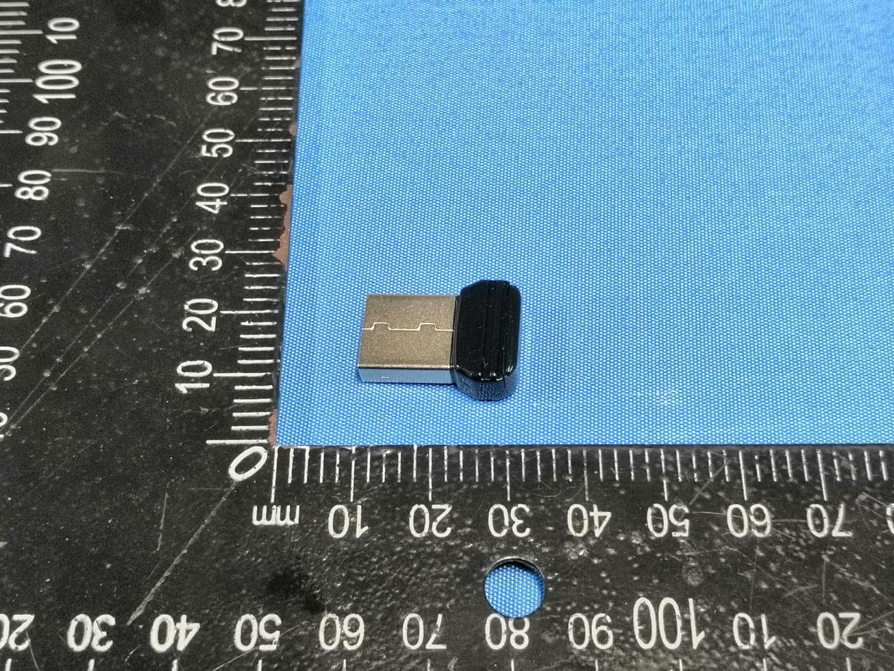 wireless adapter - FCC ID 2AYJK-R10 - Shenzhen Warsong Technology Co., Ltd.
