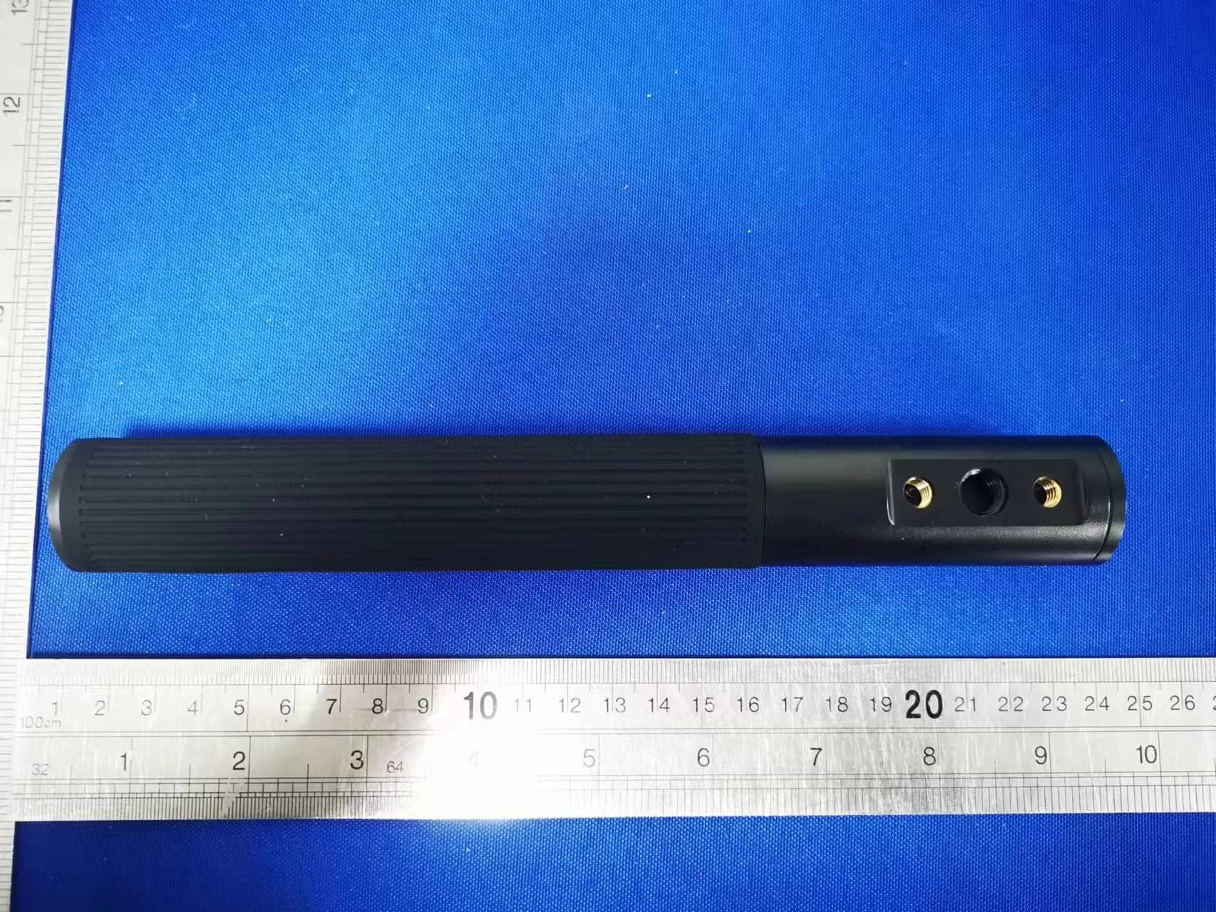VVTR IRL BATTERY GRIP - FCC ID 2AYU6-VIRL5000 - Shenzhen Andy Optoelectronics technology limited