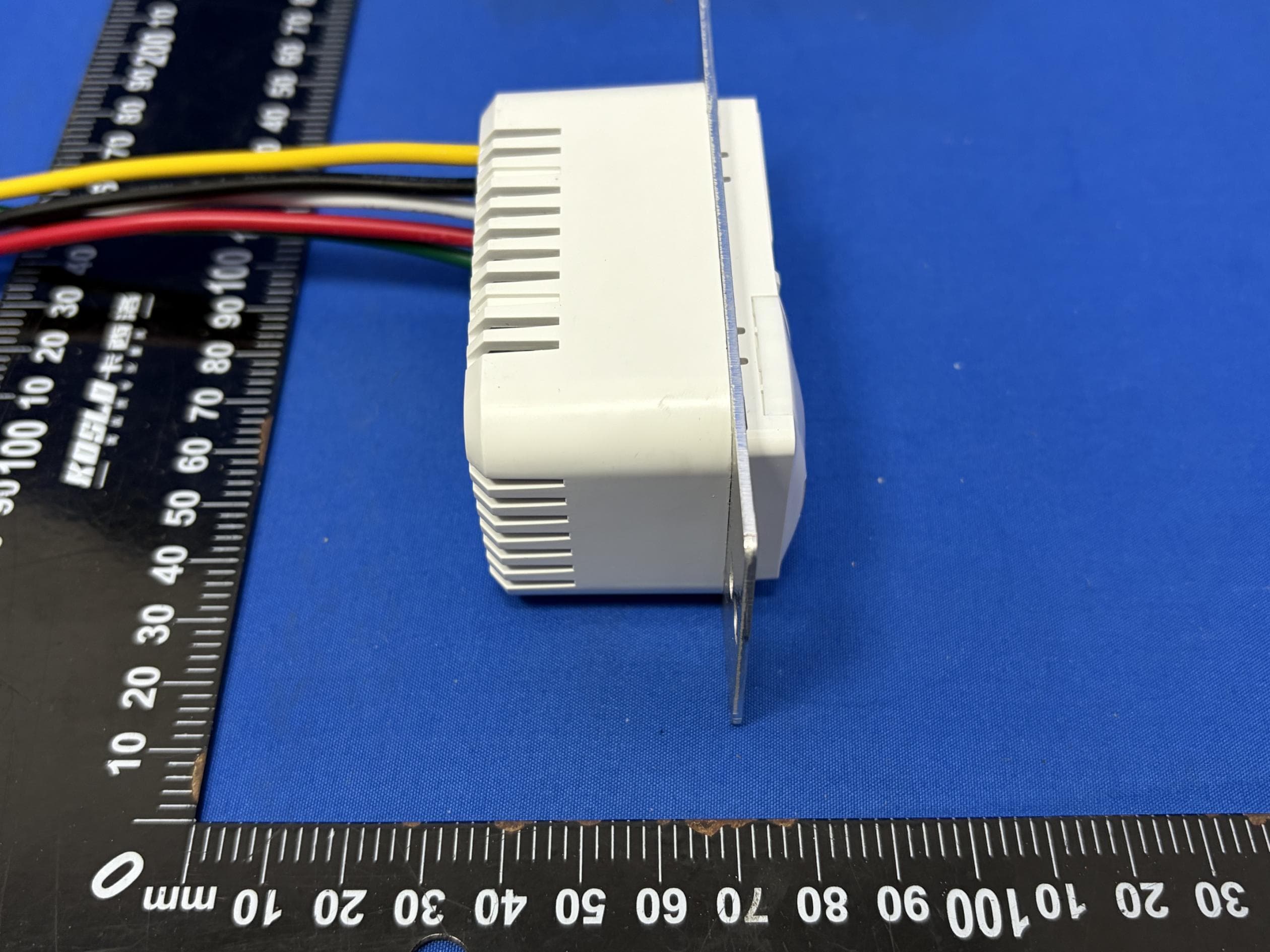 MOTION DIMMER - FCC ID 2AZ2V-ZEN12 - Lorenz High Definition LLC
