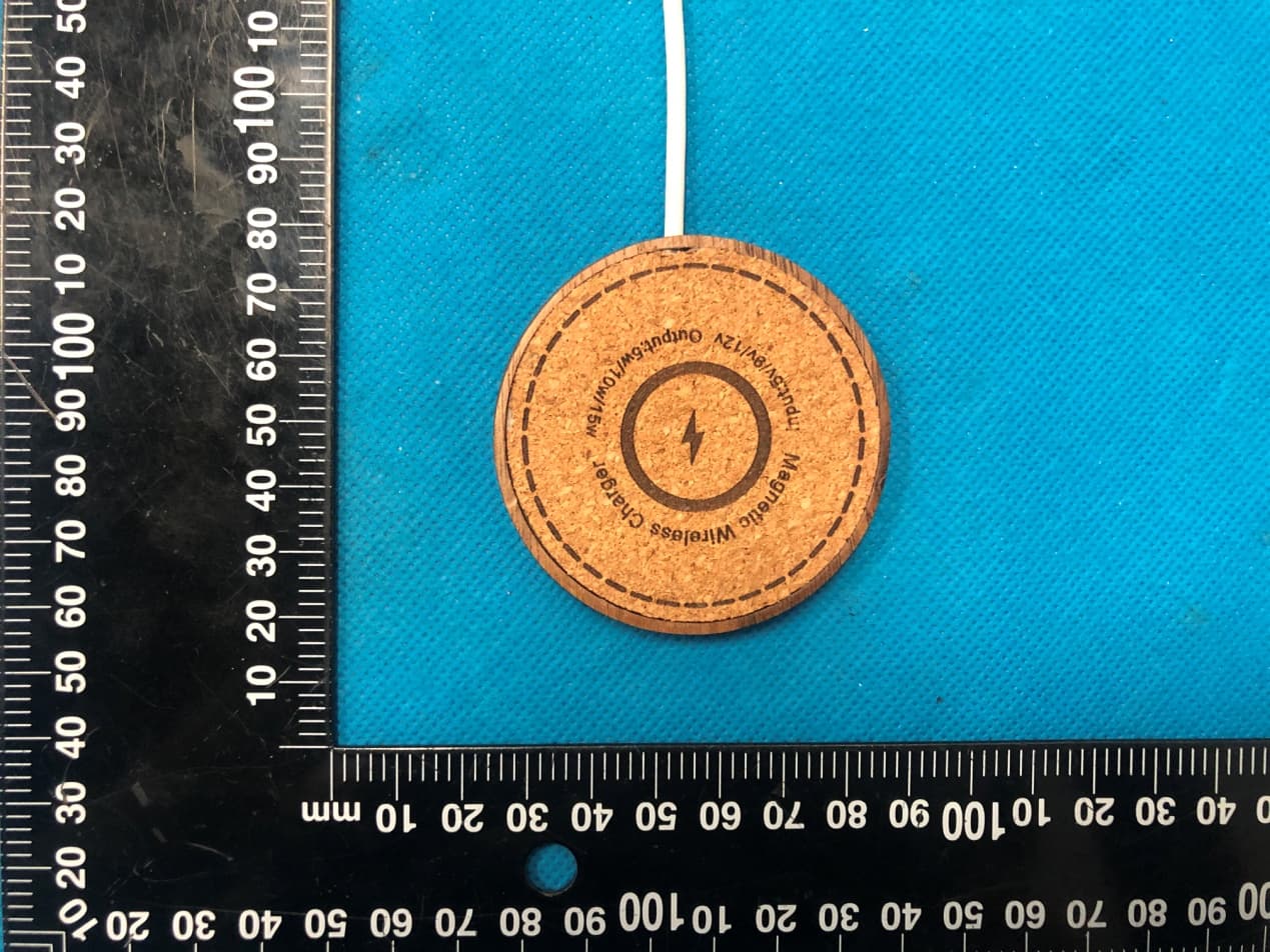 Cookie Magsafe Wireless Charger - FCC ID 2AZ7Q-AP12 - Dongguan Qishi Industry Limited