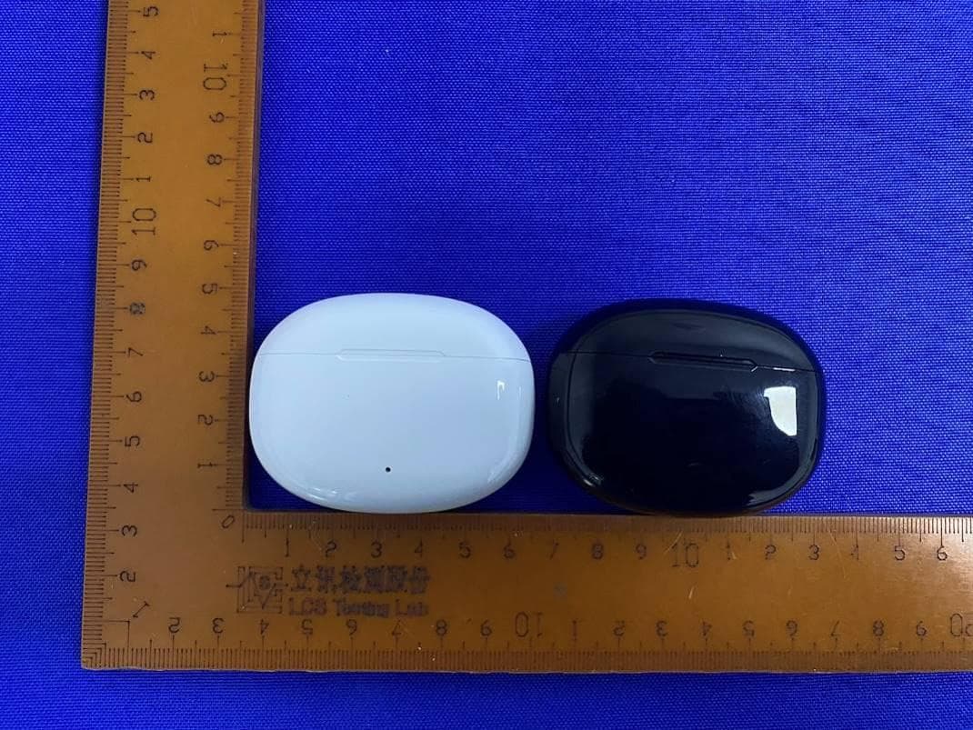 TWS Bluetooth Headset - FCC ID 2AZLD-R1BT - Shenzhen Ausounds Intelligence Co.,Ltd.