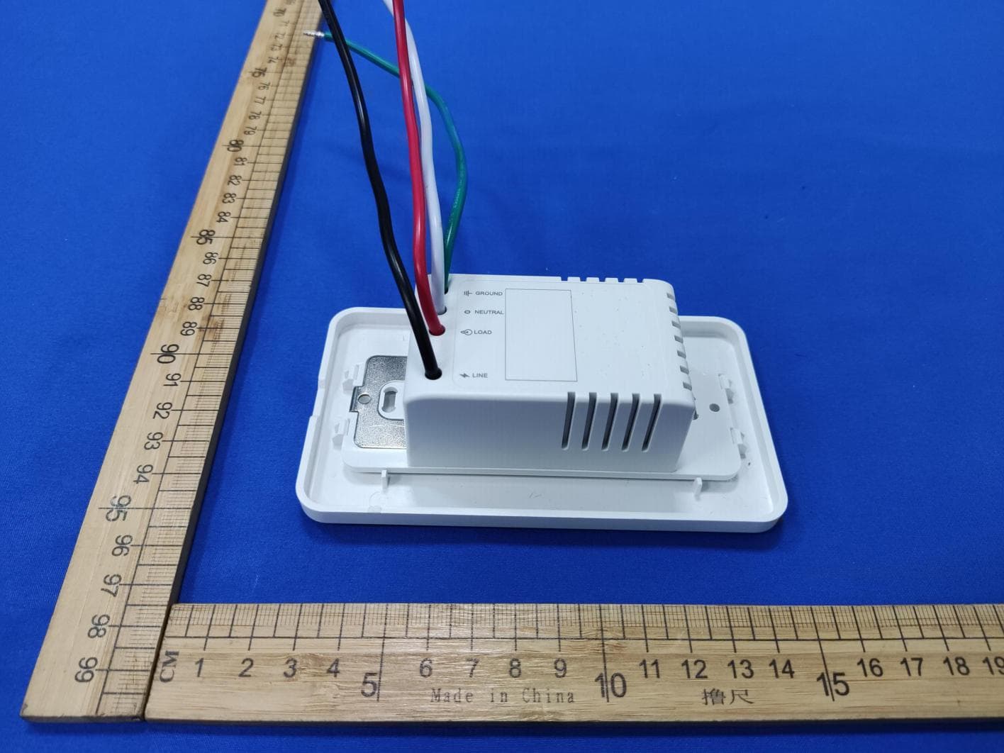 Smart Switch - FCC ID 2AZWD-CRASWW101 - HangZhou Honyar Intelligent Technology Co., Ltd.