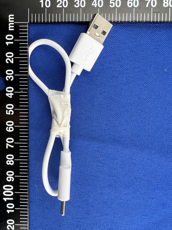 Wireless Earbuds with Bluetooth - FCC ID 2BA4V-HIFUTUREHECLB - SHENZHEN FUTURE ACCESS TECHNOLOGY CO., LIMITED