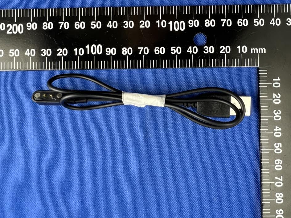 Smart Watch with Bluetooth - FCC ID 2BA4V-HIFUTUREHSUPR - SHENZHEN FUTURE ACCESS TECHNOLOGY CO., LIMITED
