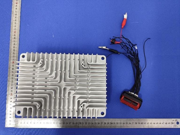 Permanent magnet synchronous controller - FCC ID 2BA5K-HKYCPMSC48MOS - JIANGSU HUAKONG INTELLIGENT TECHNOLOGY CO., LTD.