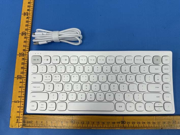 Actto Curved Bluetooth Keyboard - FCC ID 2BA6I-B605 - SHENZHEN ACTTO ELECTRONICS TECHNOLOGY CO.,LTD