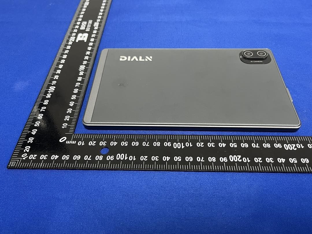 LTE Tablet - FCC ID 2BAHU2023003 - DIALN PRODUCTS INC.