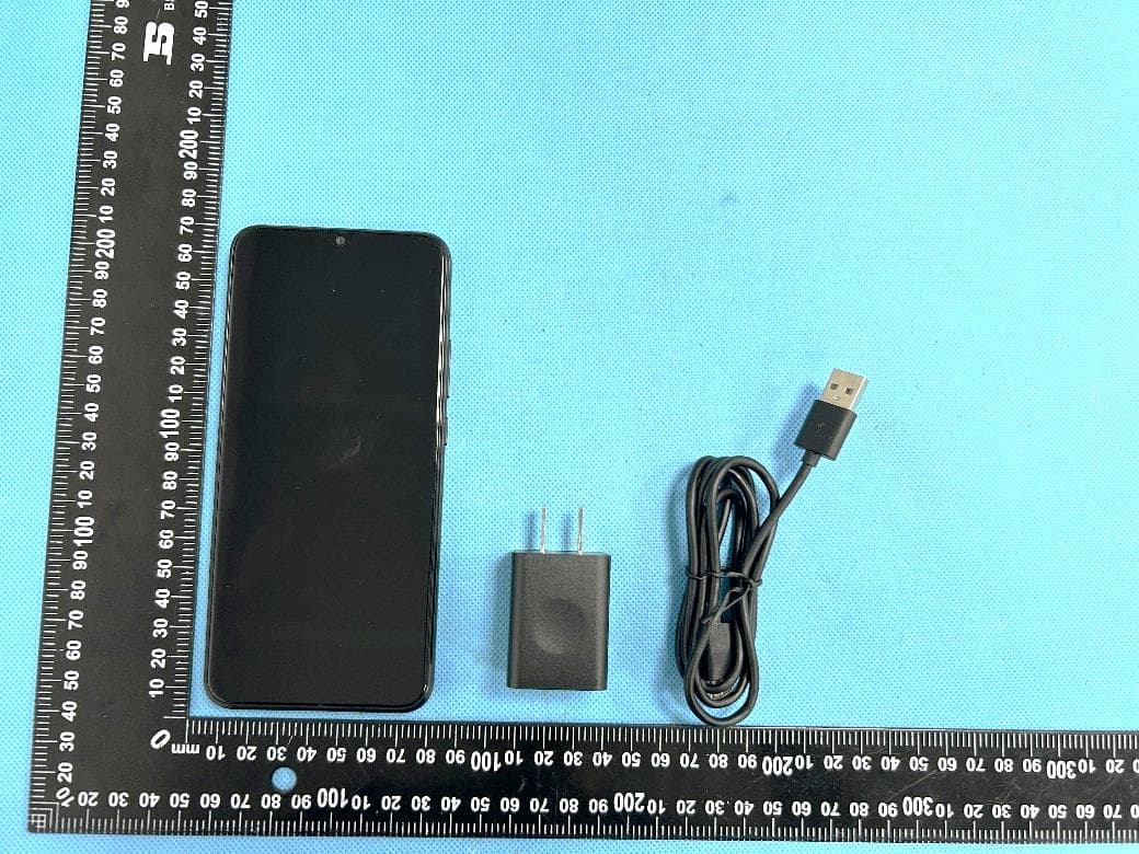 Smart Phone - FCC ID 2BAHU2023023 - DIALN PRODUCTS INC.