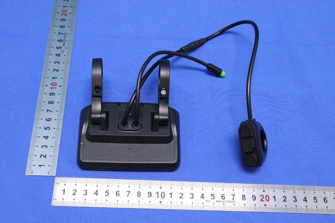 Electric Bike - FCC ID 2BAP9-HDA000007 - Shenzhen winfeng Intelligent Manufacturing Co. , Ltd.