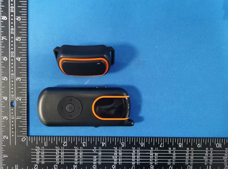 Dog Training Collar - FCC ID 2BAPR-M100 - Shenzhen Hengyifangli Technology Co., Ltd.
