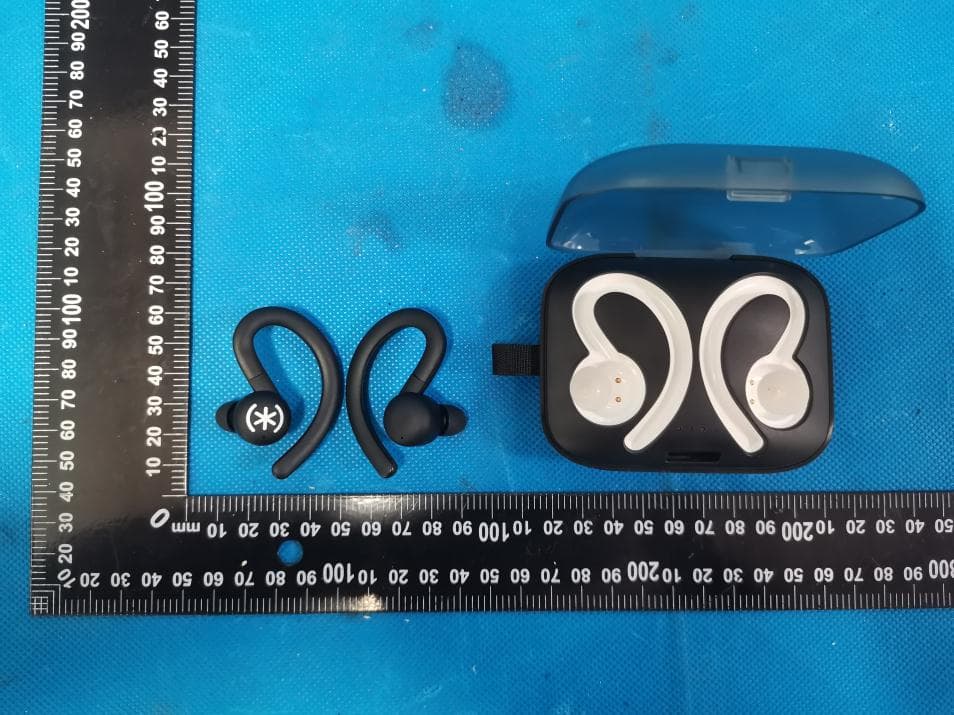 True Wireless Earbuds - FCC ID 2BBAS-GEMTONESSPORT - Speculative Product Design LLC