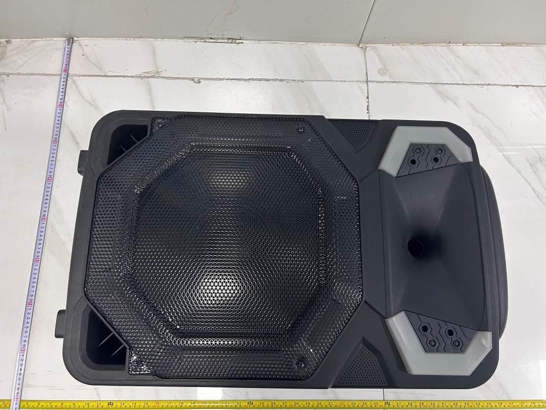 PROFESSIONAL SPEAKER - FCC ID 2BBFBMPD1530-XB - Universal Electronics Inc.