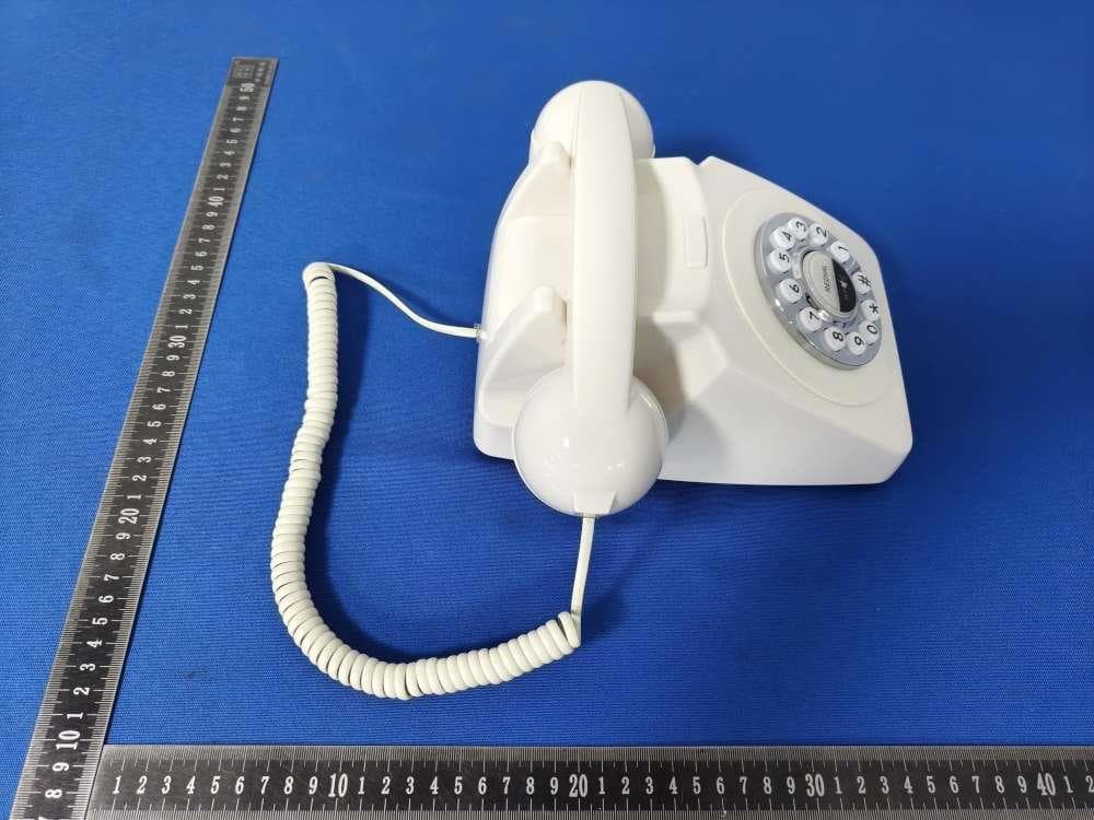 RETRO WIRELESS PHONE/SPEAKER - FCC ID 2BBPLTBRTVNTPN - TRUSTSTONE GROUP, LLC