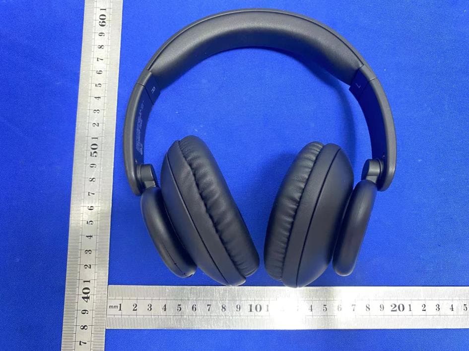 Bluetooth headset - FCC ID 2BBQJ-G70 - Shenzhen Cantianshu Information Technology Co.,Ltd