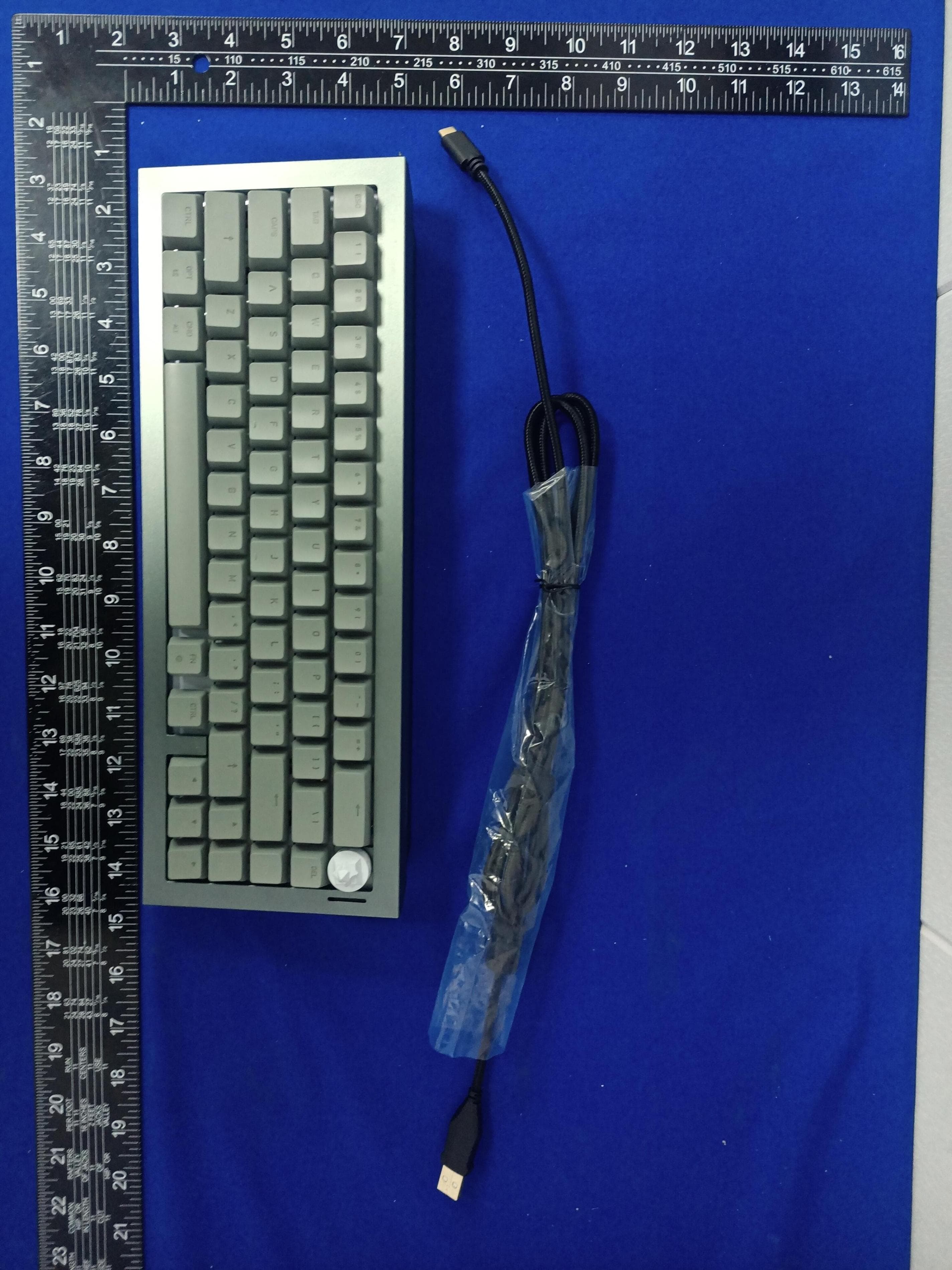 Bluetooth keyboard - FCC ID 2BBTV-PARE65 - Foshan Oarmy electronic technology Co.,LTD
