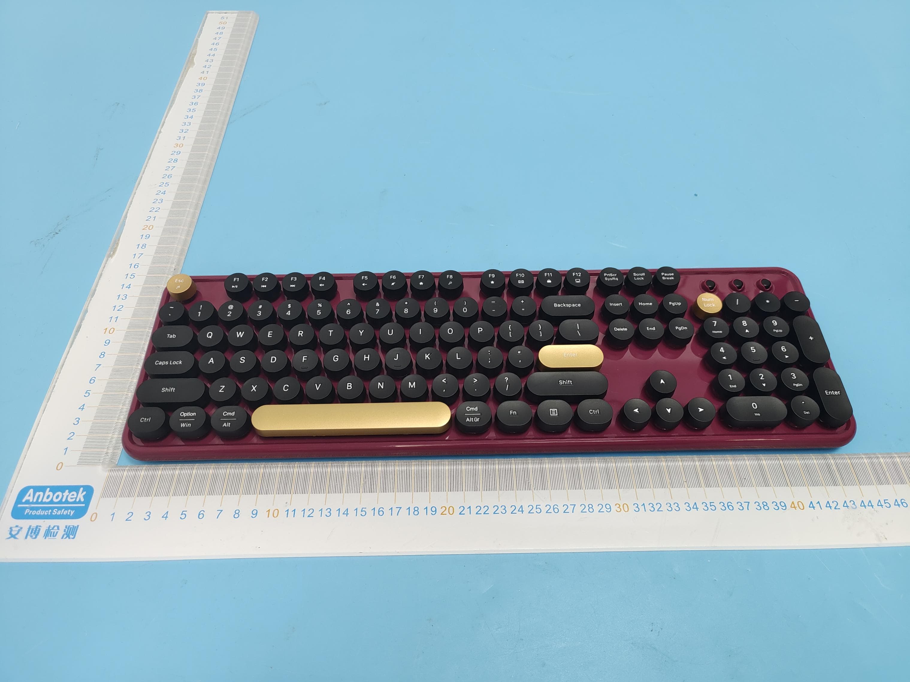 Keyboard - FCC ID 2BBY9-SI2583 - Dongguan Suoai Electronics Co., LTD