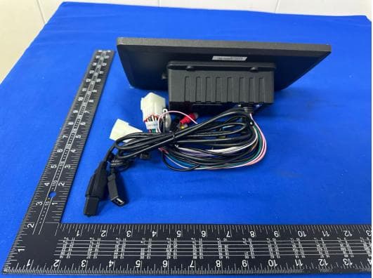 Car multimedia LCD screen - FCC ID 2BCFX-CVD1502W-SD - Shenzhen Daxun Co.,LTD