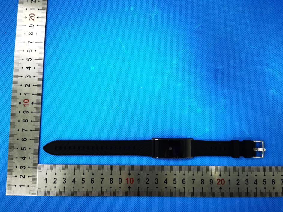 Smart Bracelet - FCC ID 2BCHH-QW800 - SHENZHEN QINGWEI DIGITAL ELECTRIC APPLIANCE CO., LTD