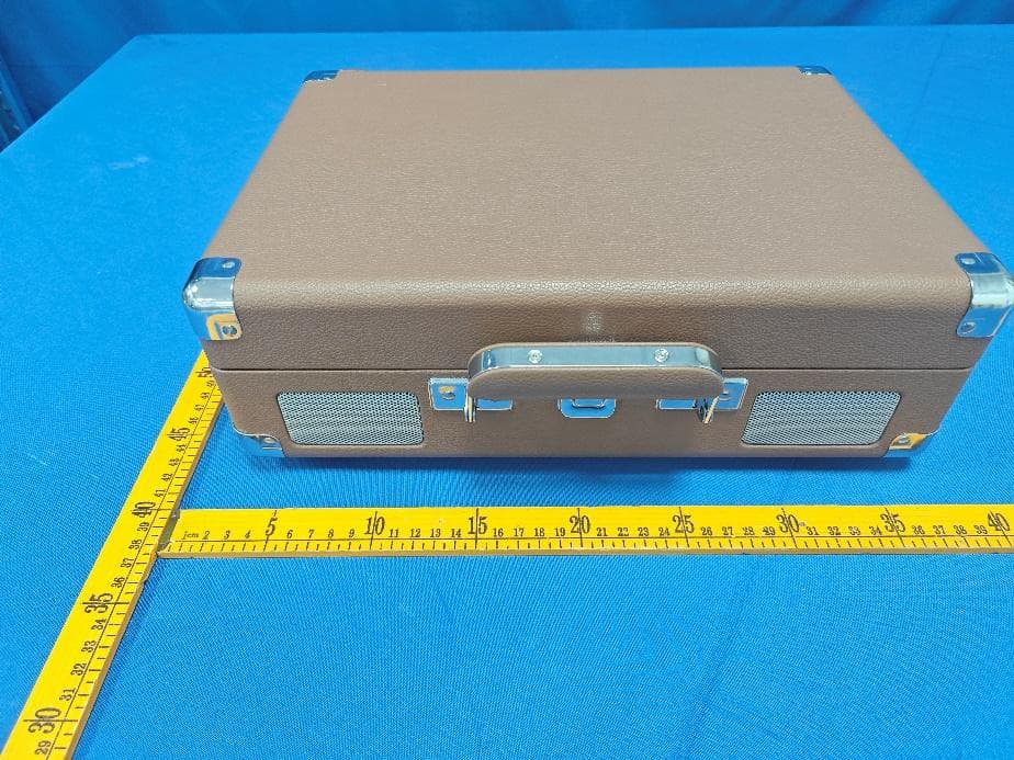 Suitcase Turnable - FCC ID 2BDUR-4001790 - RADIOSHACK WORLDWIDE CORP.