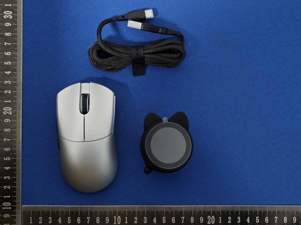 Magnesium Gaming Mouse - FCC ID 2BE42-WLHUAN - Jiangxi Deva Electronic Industry Co. , Ltd.