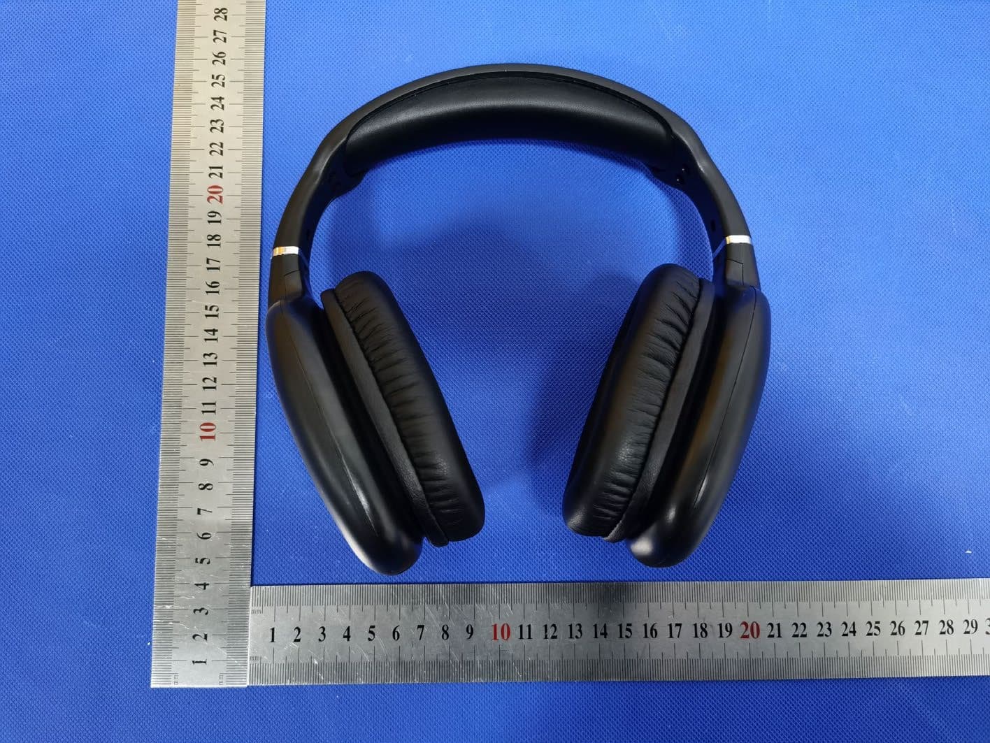 Headphone - FCC ID 2BE7E-HP2024 - TOPTECH AUDIO INC